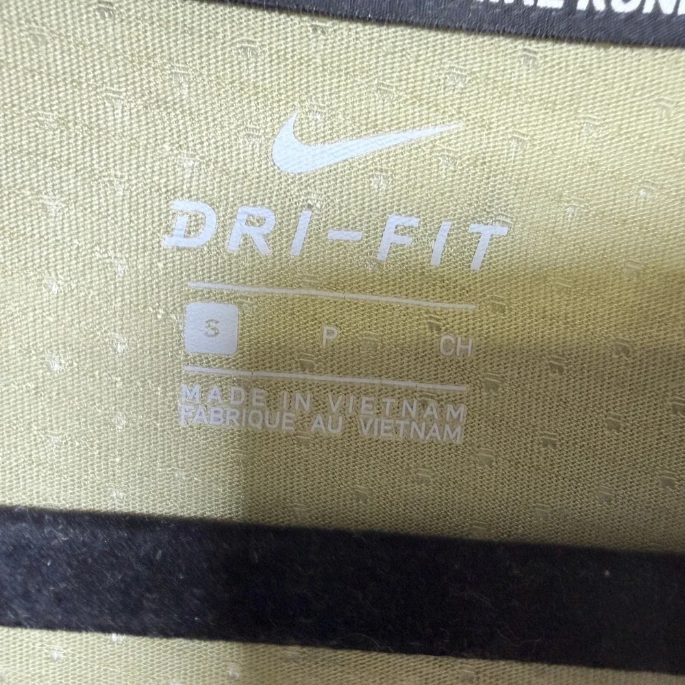 Nike Running Dri-FIT Long Sleeve Shirt Olive Green AT4172-225 Mens Small